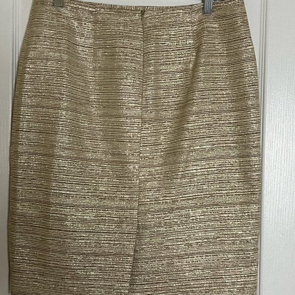 Like new Talbots gold shimmer skirt - Picture 7 of 8